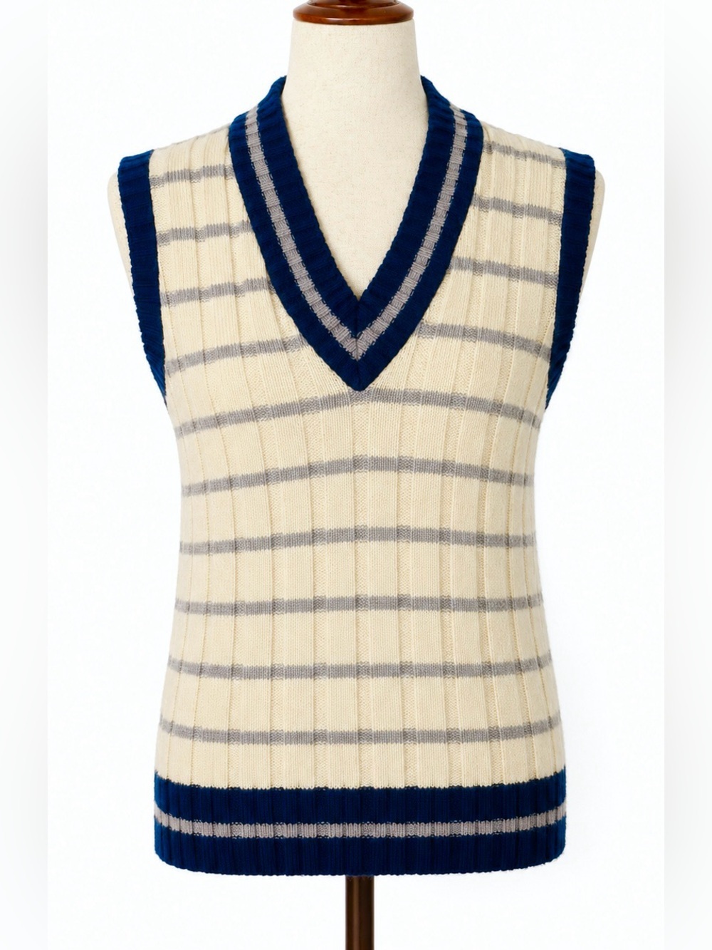 Vintage Sears acrylic blues and cream V neck preppy sweater vest. XS